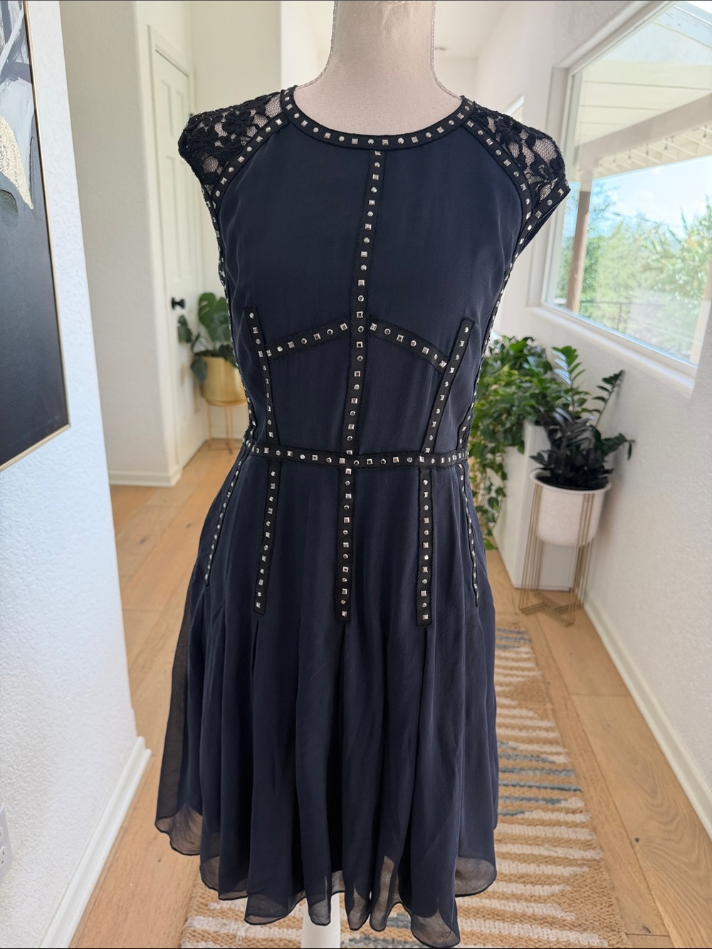 Rebecca Taylor Navy Studded Lace-Cap Fit & Flare Mini Glamours Dress Size 4
